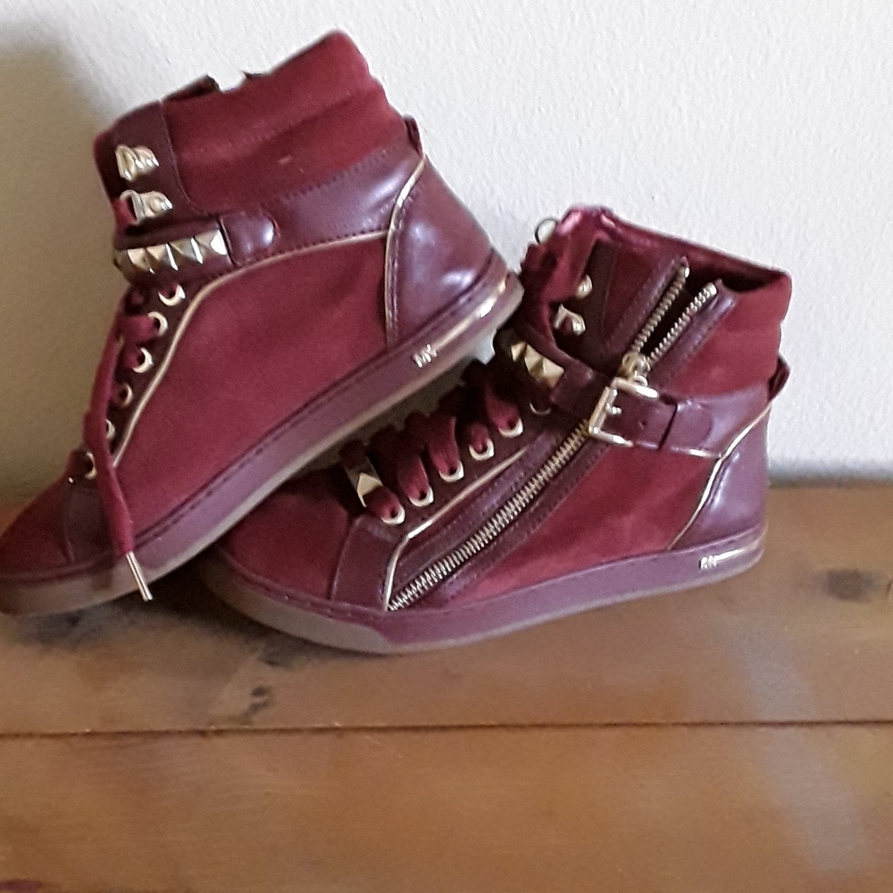 Burgundy sneakers